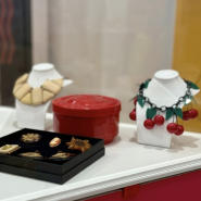 Выставка «Век пластика» фотографии