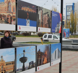 Уличная фотовыставка «Нижегородская ярмарка»